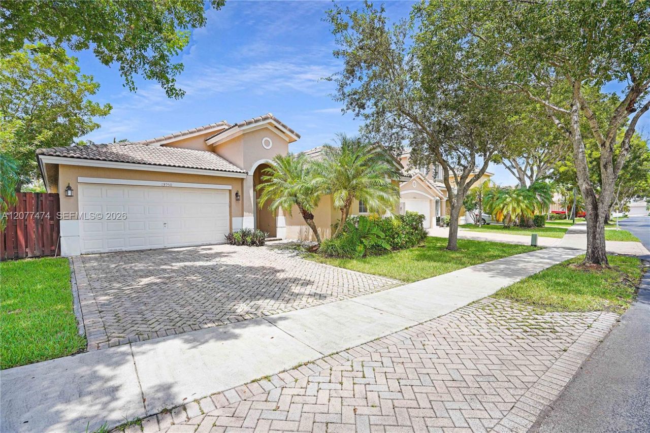 13950 SW 155th Ct , Unit 13950, Miami, FL 33196 Photo