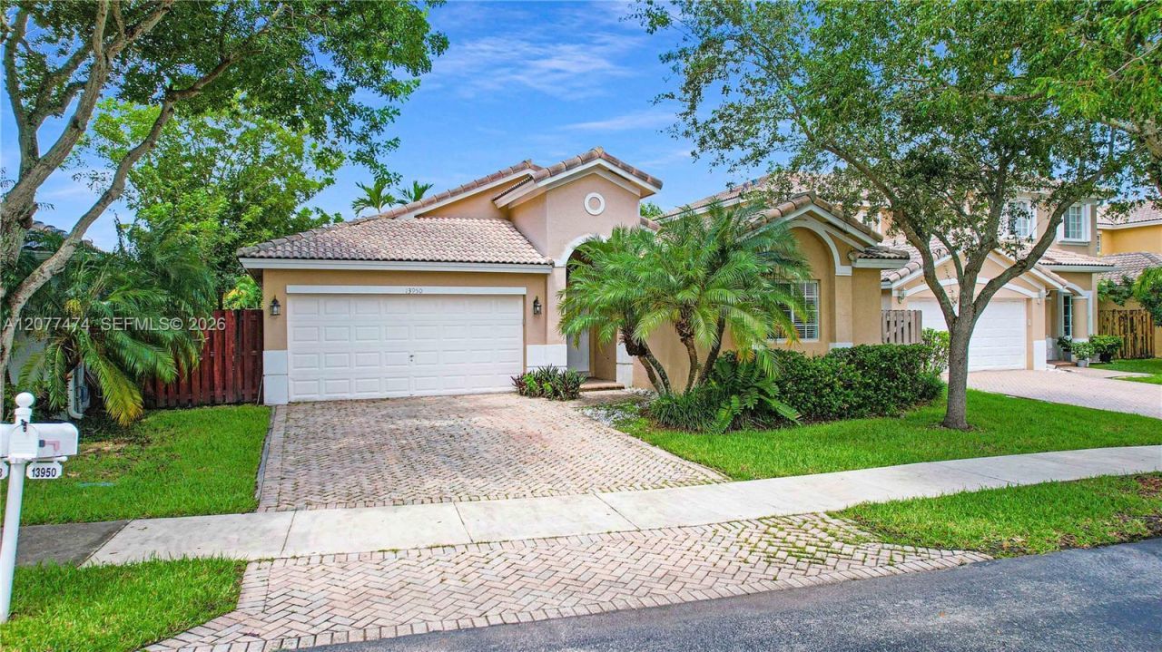 13950 SW 155th Ct , Unit 13950, Miami, FL 33196 Photo