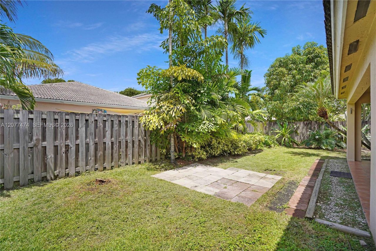13950 SW 155th Ct , Unit 13950, Miami, FL 33196 Photo