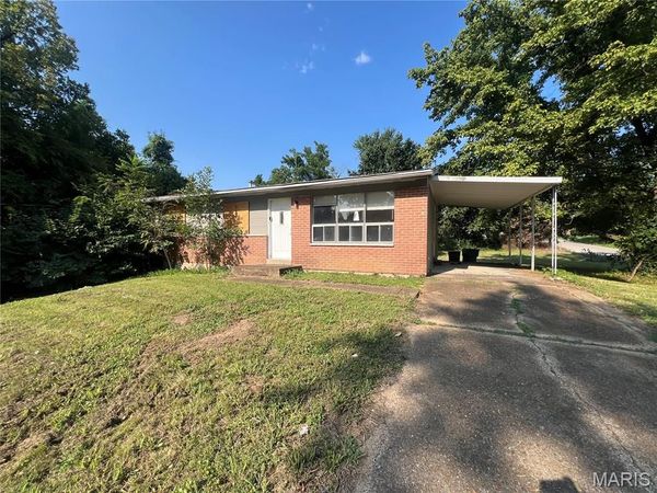 10147 Mayfair Drive , St Louis, MO 63136