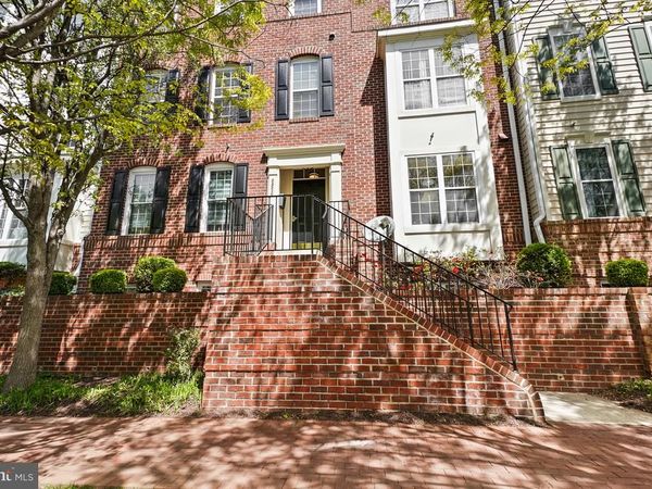 8856 ASHGROVE HOUSE LANE, Unit 102, VIENNA, VA 22182