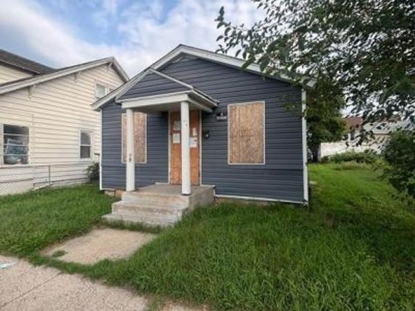 415 W DIVISION STREET, DOVER, DE 19904