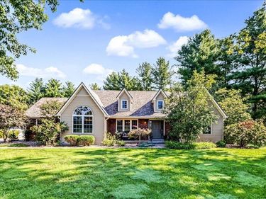 231 Stonehedge Street, Frankfort, KY 40601