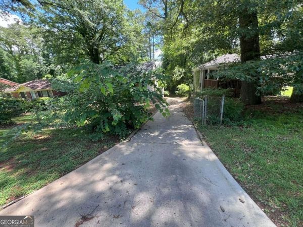 2096 Dellwood Place, Decatur, GA 30032