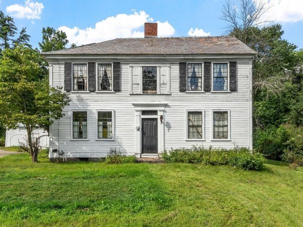 488 S Main St, Athol, MA 01331