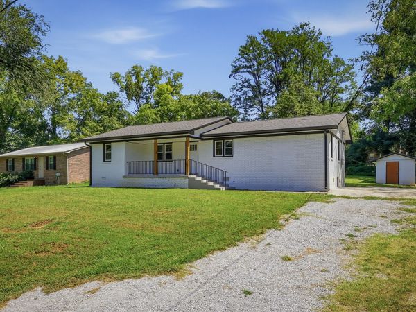 1805 N Whitney Ave , Cookeville, TN 38501