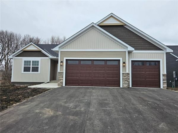 246 10th Avenue NE, Hutchinson, MN 55350
