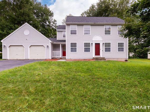 28 Duke, Manchester, CT 06042