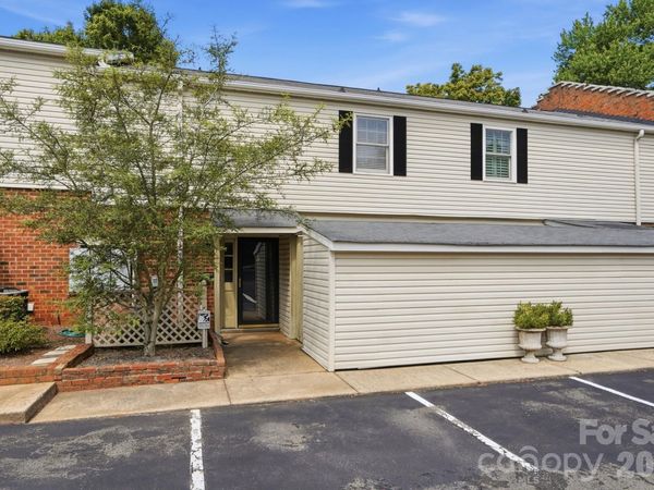 5901 Quail Hollow Road, Unit B, Charlotte, NC 28210