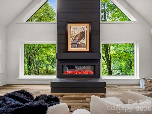 81 Summer Trees Lane, Burnsville, NC 28714