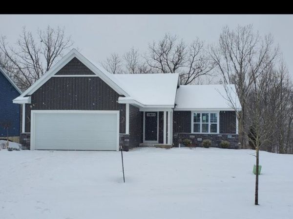 3337 SE Nature View Drive SE, Kentwood, MI 49512