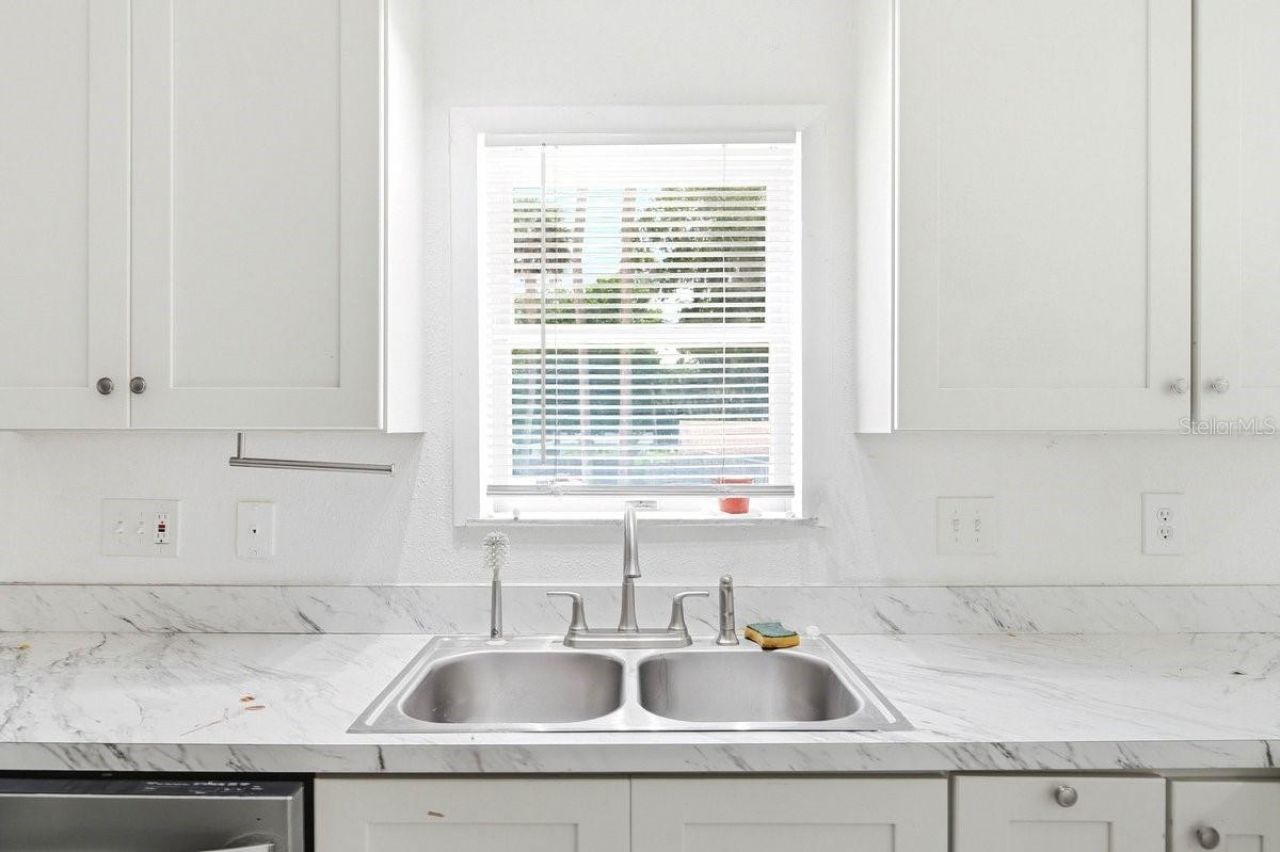 5202 Riverside Drive , Port Orange, FL 32127 Photo