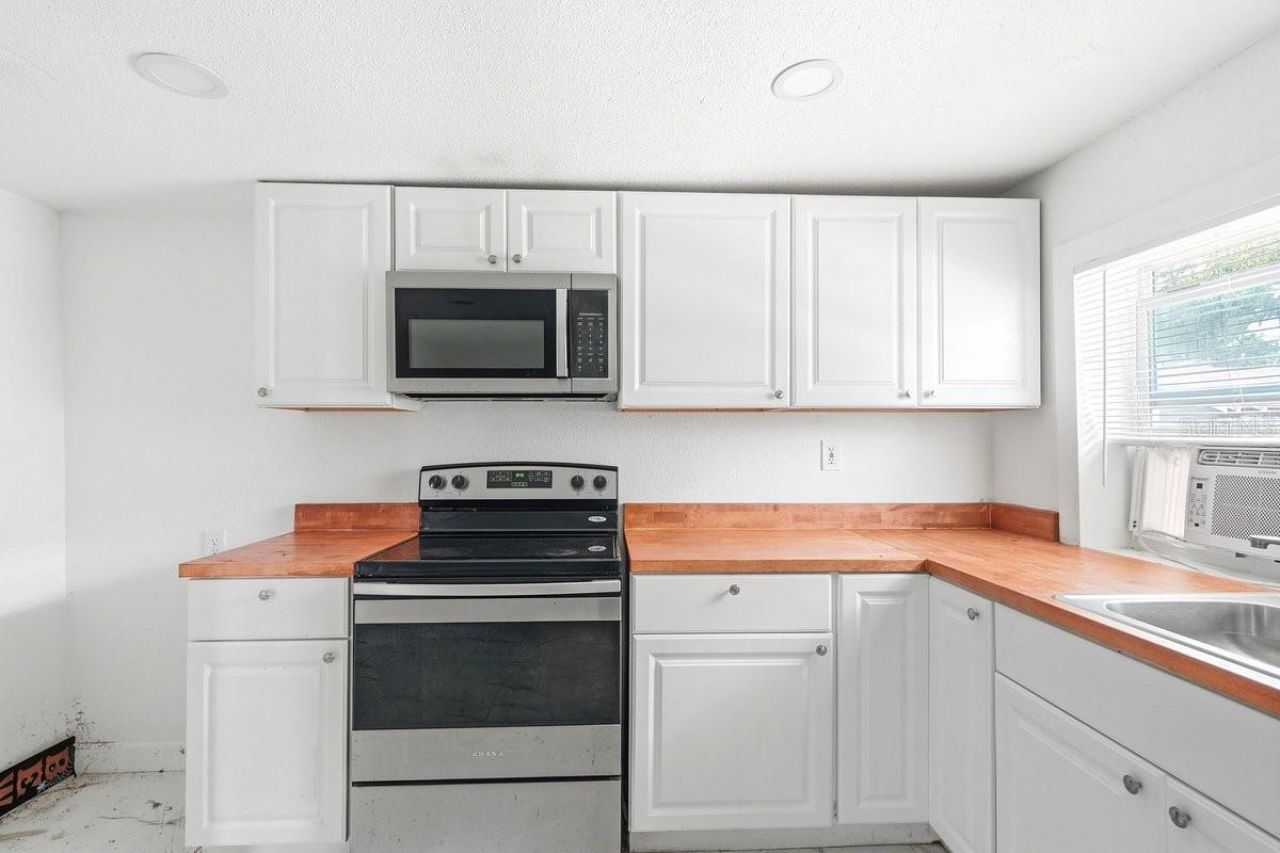 5202 Riverside Drive , Port Orange, FL 32127 Photo