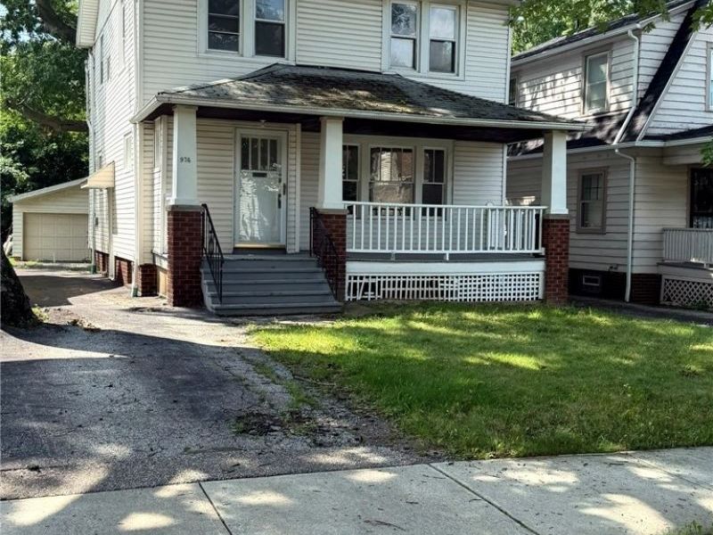 974 Elbon Road, Cleveland Heights, OH 44121 Photo 2