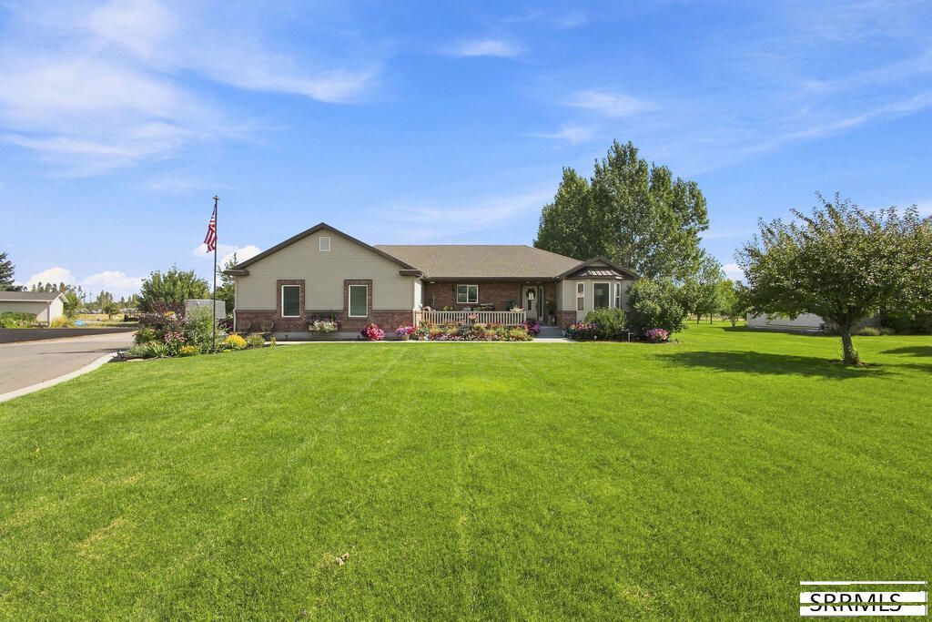 3939 154 N, Rigby, ID 83442 Main Photo