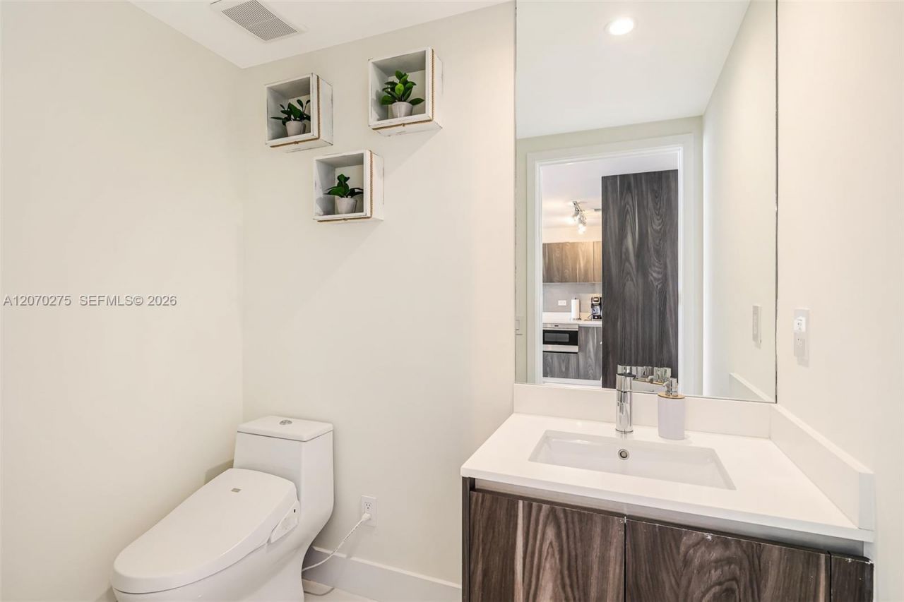 3131 NE 7th Ave , Unit 2003, Miami, FL 33137 Photo
