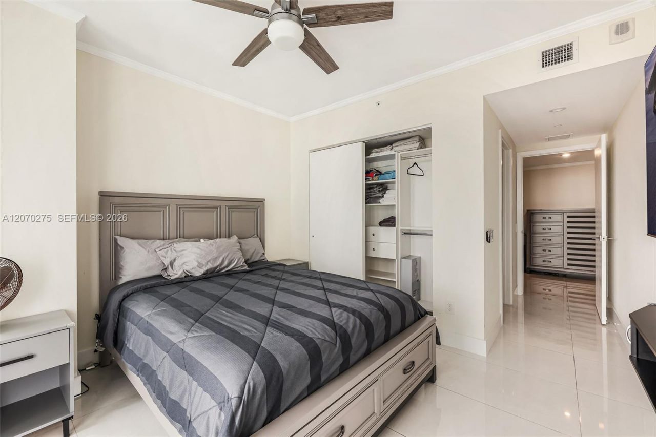 3131 NE 7th Ave , Unit 2003, Miami, FL 33137 Photo