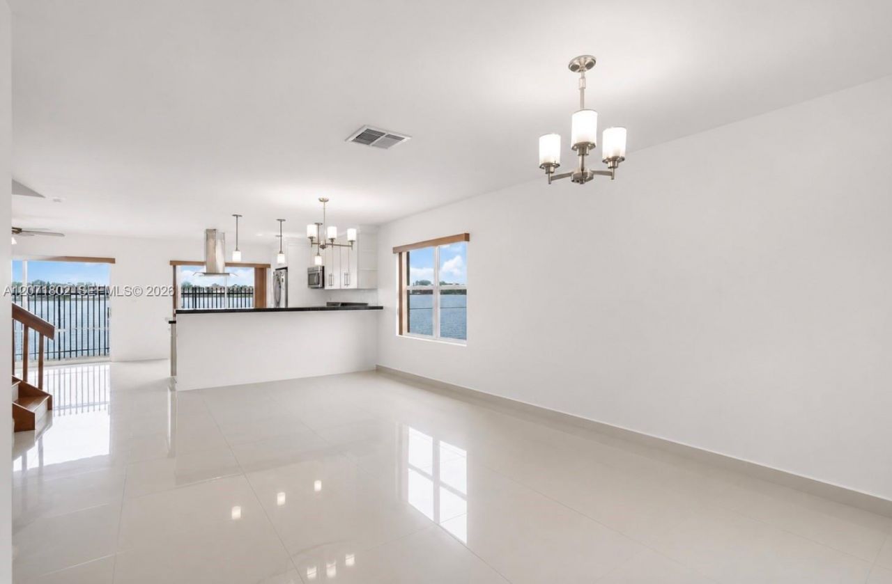 2561 W 60th Pl, Unit 102-1, Hialeah, FL 33016 Photo