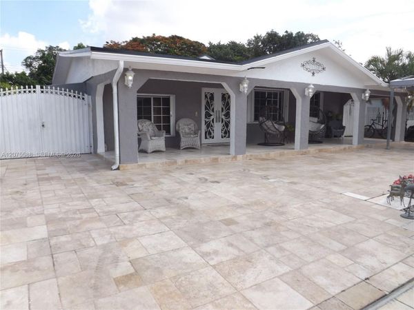 217 W 34th St , Hialeah, FL 33012