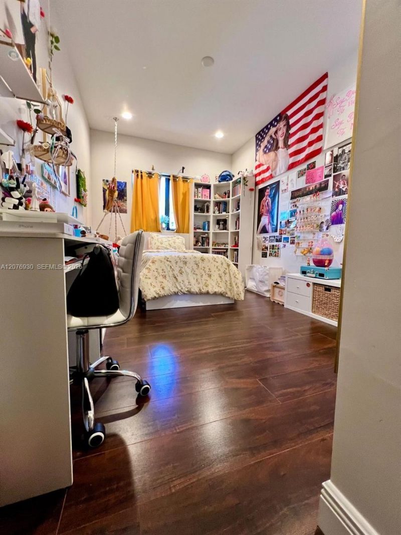 9271 NW 16th St , Pembroke Pines, FL 33027 Photo