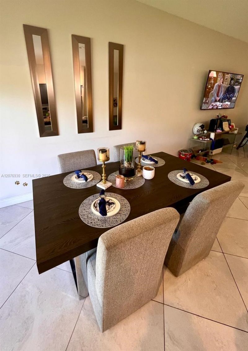 9271 NW 16th St , Pembroke Pines, FL 33027 Photo