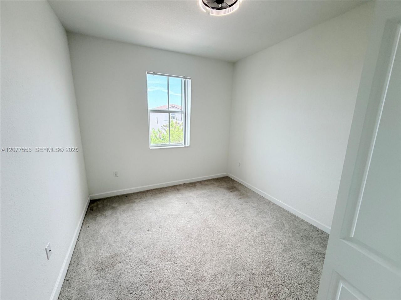 2405 NW 131st Cir, Miami, FL 33167 Photo