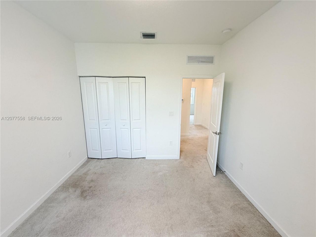 2405 NW 131st Cir, Miami, FL 33167 Photo