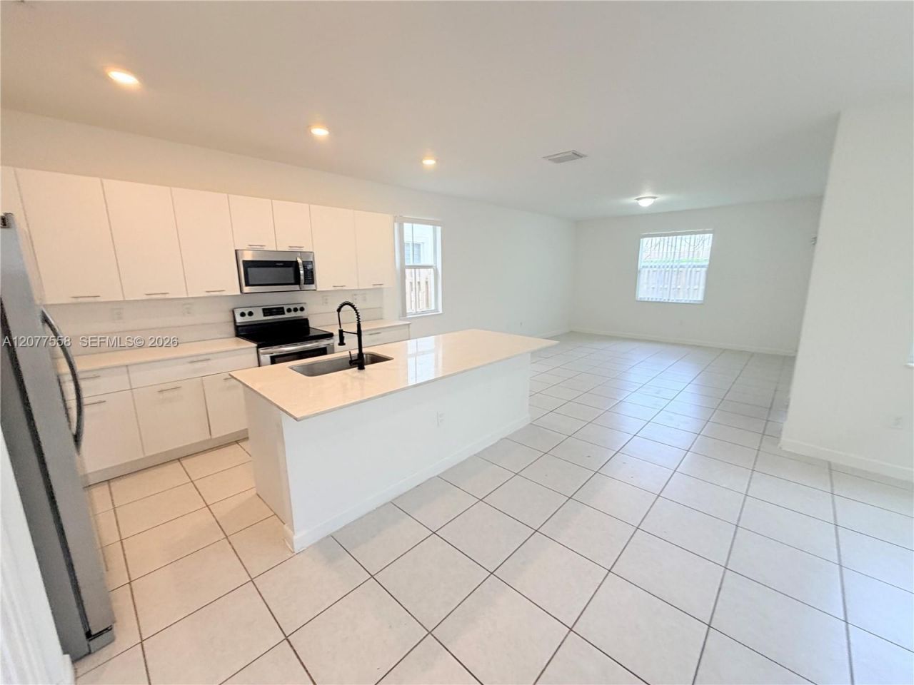 2405 NW 131st Cir, Miami, FL 33167 Photo