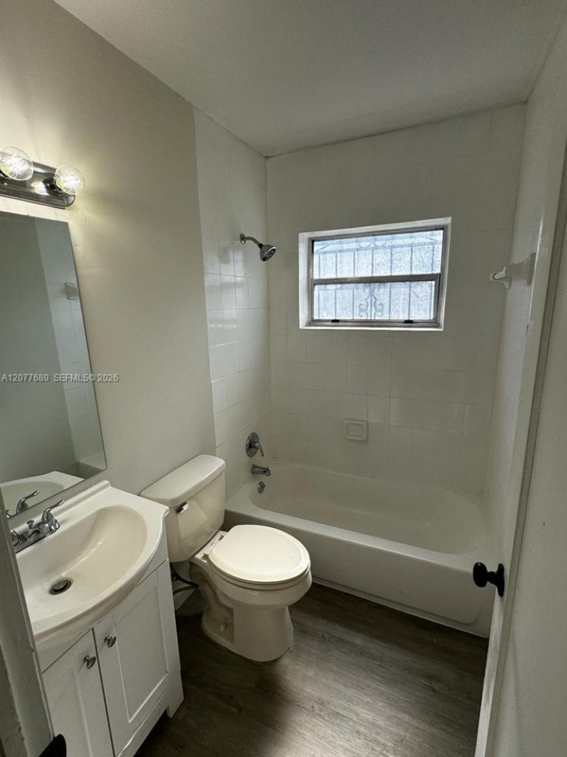 2734 SW 30th Ct, Unit 1, Miami, FL 33133 Photo