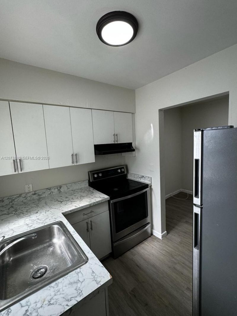 2734 SW 30th Ct, Unit 1, Miami, FL 33133 Photo
