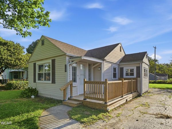 713 Saratoga Avenue, Lima, OH 45804