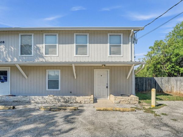 1308 S Pine ST, Unit D, Georgetown, TX 78626