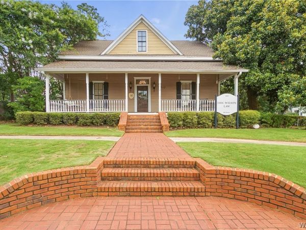 1902. 8th Street, Tuscaloosa, AL 35401