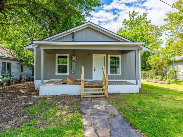 1457 W Austin Street, Paris, TX 75460