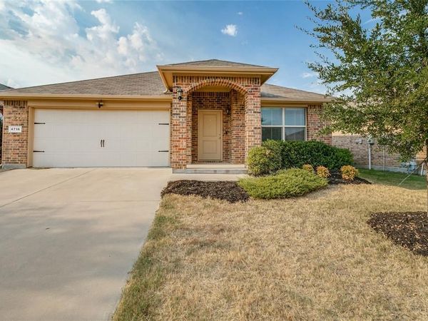 4716 Feltleaf Avenue, Fort Worth, TX 76036