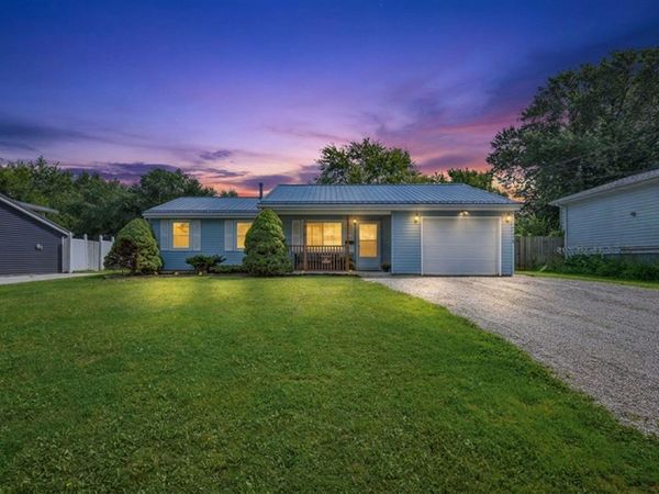 1098 Colonial Avenue , Marion, OH 43302
