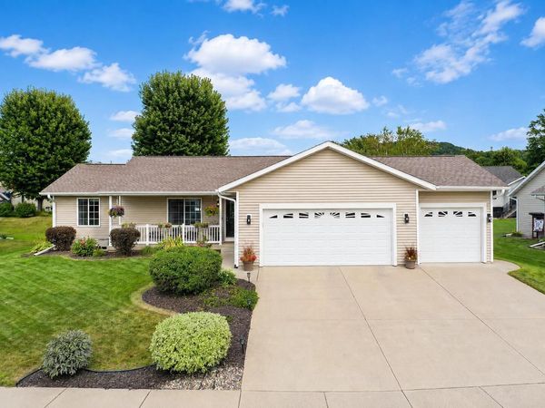 1909 Viking AVENUE, Holmen, WI 54636