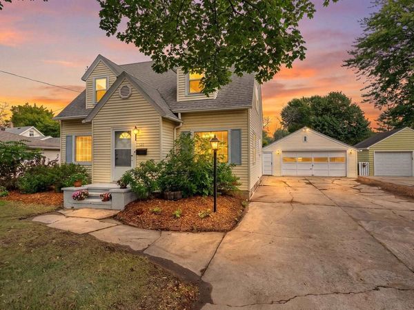 117 S LINCOLN STREET, Kimberly, WI 54136
