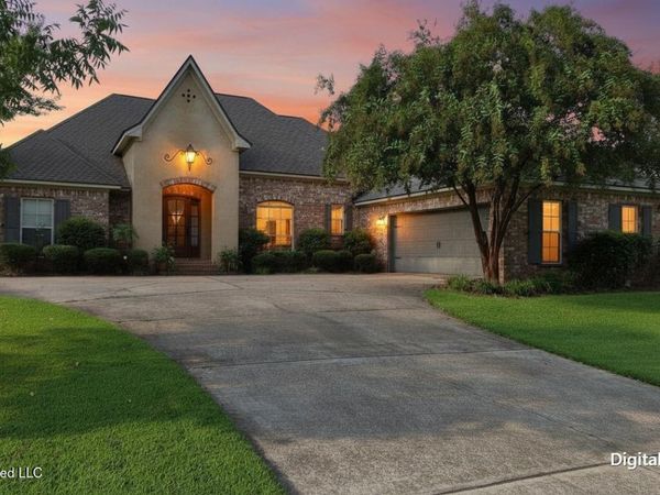 202 Carmichael Boulevard, Madison, MS 39110