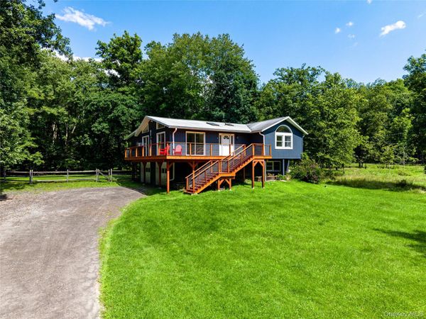 4 Munchkin Lane, Woodstock, NY 12401