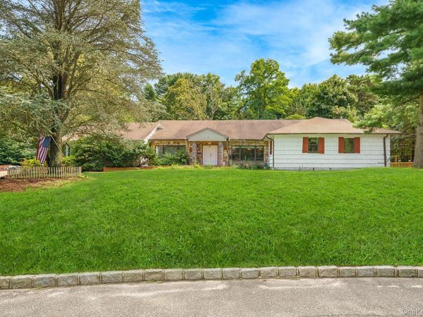 4 Rose Court, Centereach, NY 11720