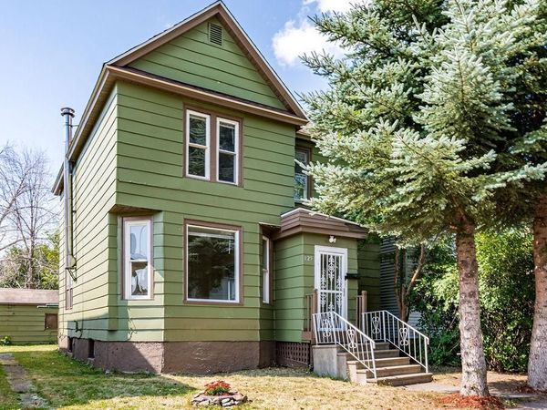 125 N 28th Avenue W, Duluth, MN 55806