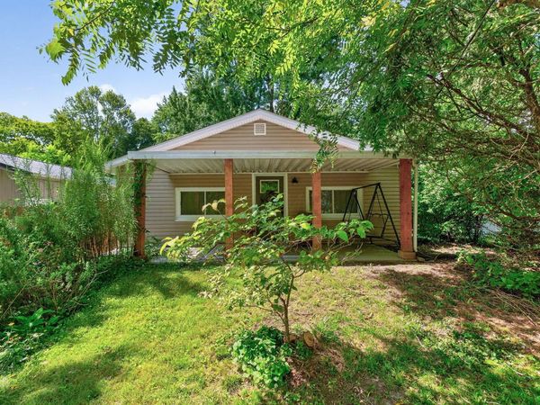 74 Cheshire Street , Delaware, OH 43015