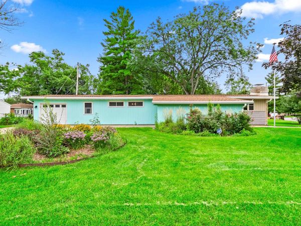 2836 N HARPER Terrace, Peoria, IL 61604
