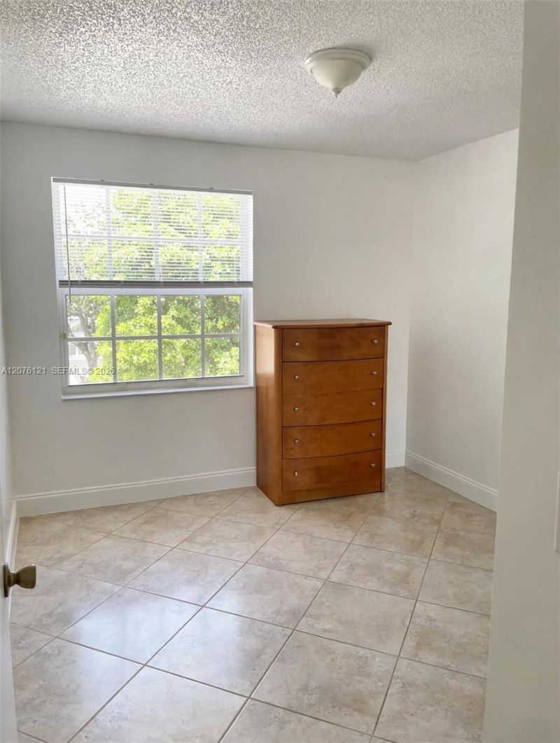 15616 NW 12th Mnr , Pembroke Pines, FL 33028 Photo