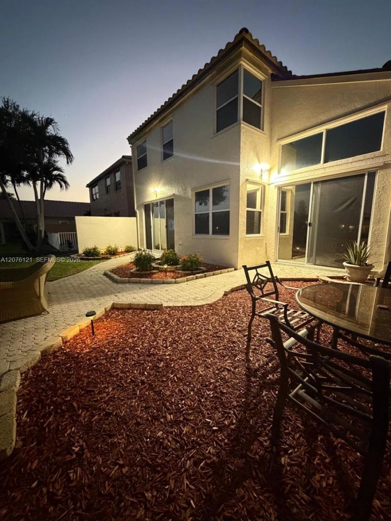 15616 NW 12th Mnr , Pembroke Pines, FL 33028 Photo