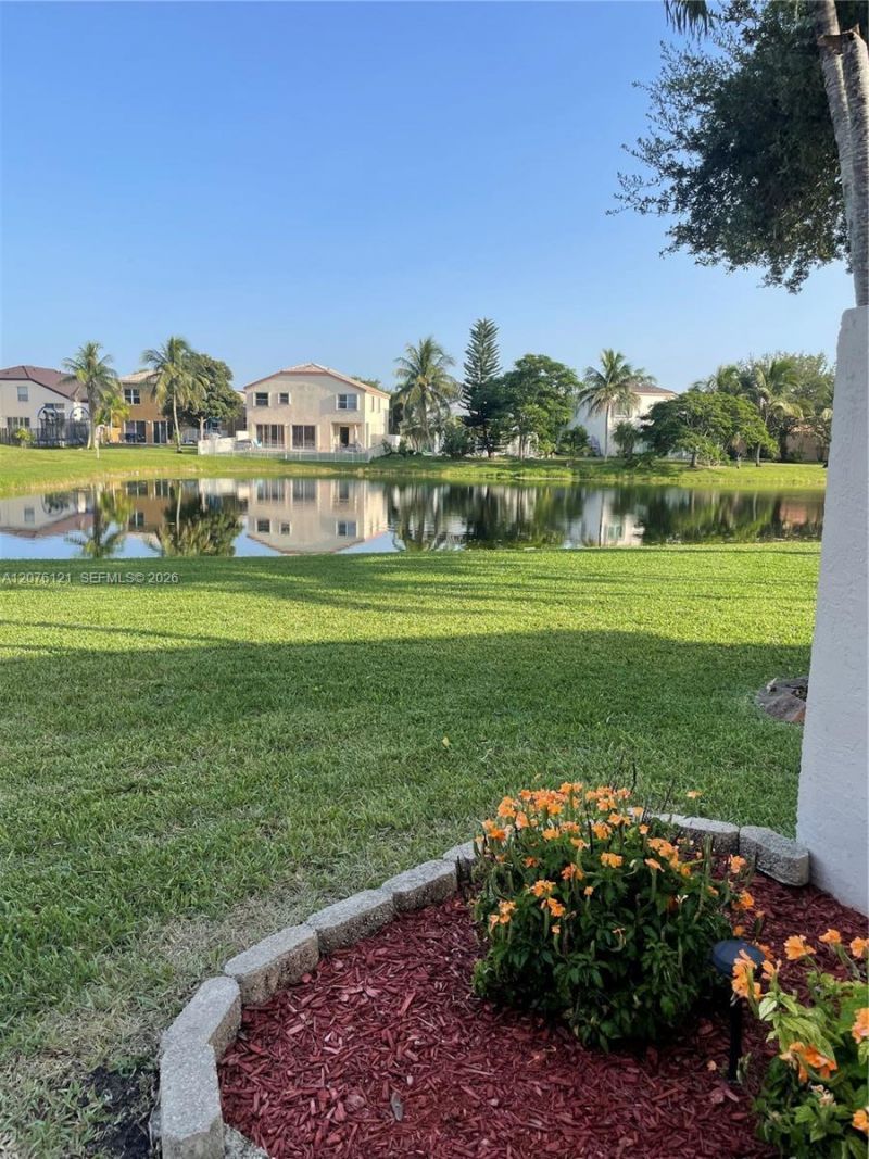 15616 NW 12th Mnr , Pembroke Pines, FL 33028 Photo