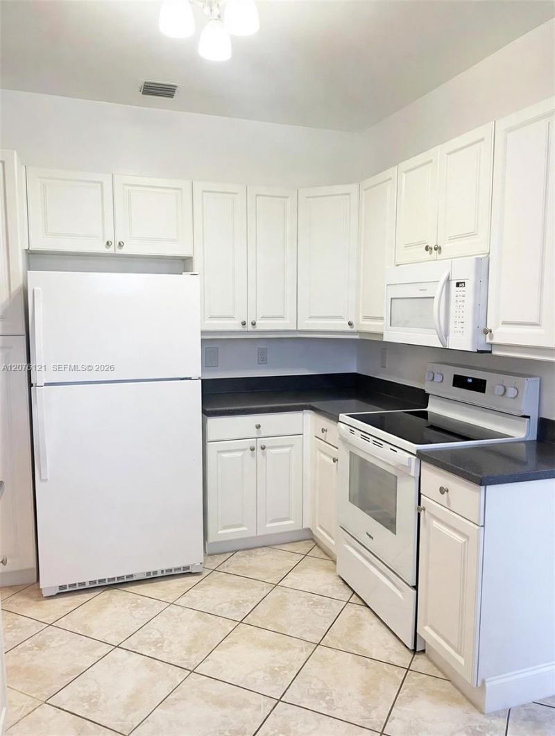 15616 NW 12th Mnr , Pembroke Pines, FL 33028 Photo