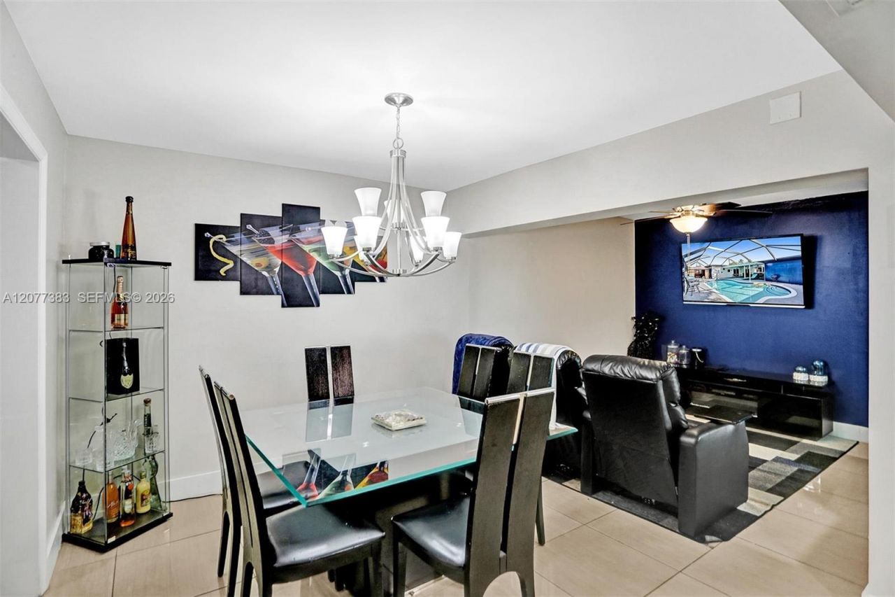7221 Fairway Blvd, Miramar, FL 33023 Photo