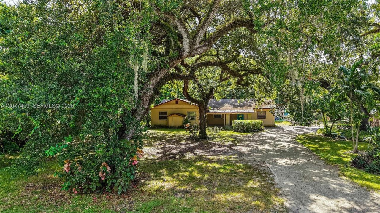 5571 SW 40th Ave , Dania Beach, FL 33314 Photo